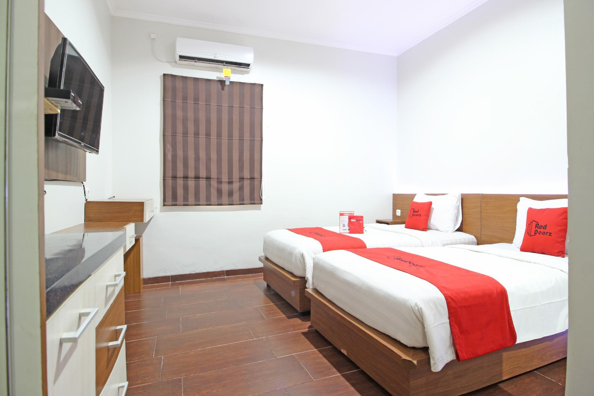 Reddoorz Near Jogja City Mall Melati Exterior foto