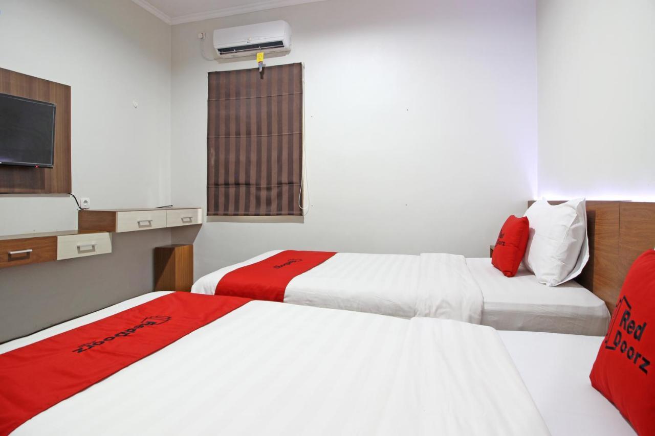 Reddoorz Near Jogja City Mall Melati Exterior foto
